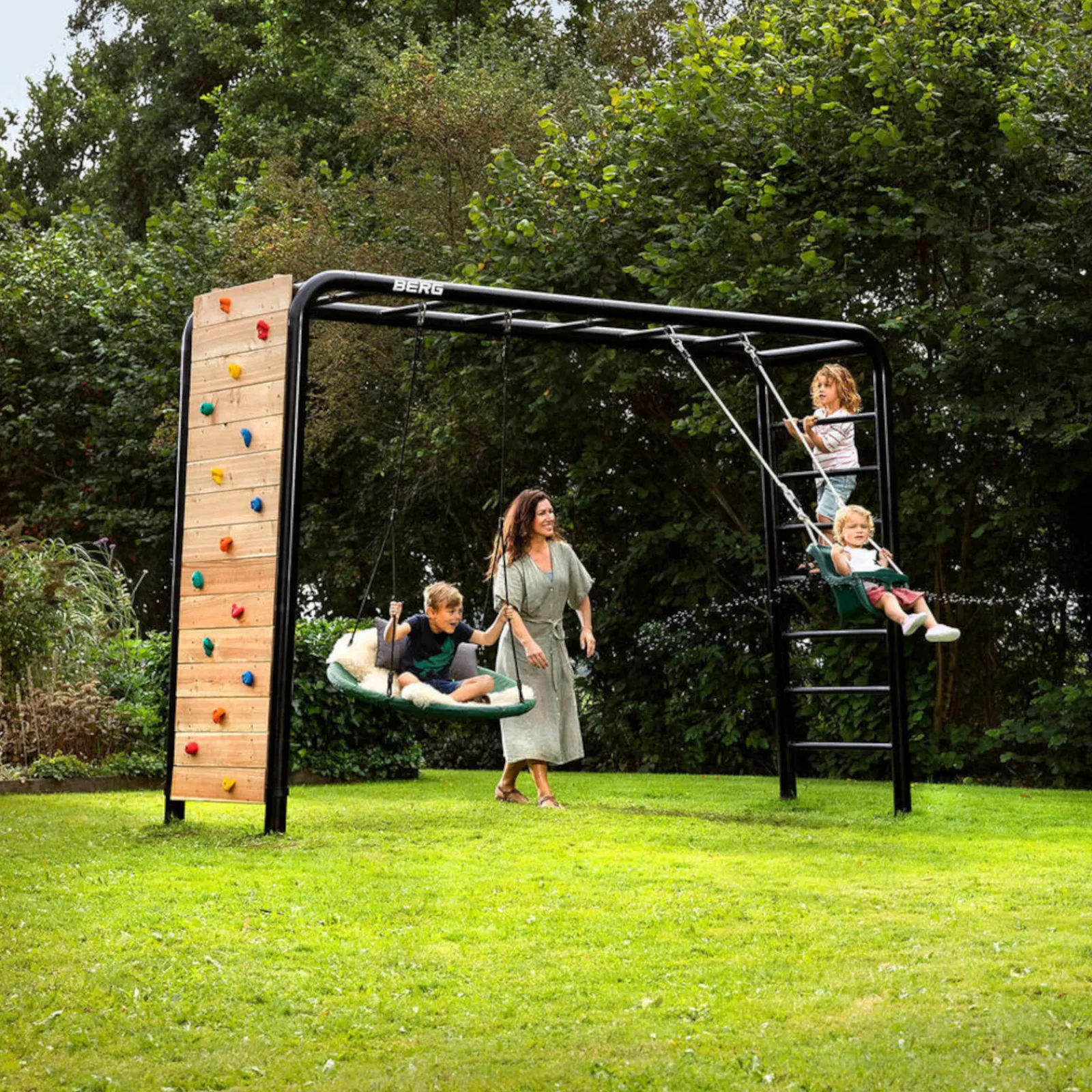 Berg Outdoor-Spielgeräte|PlayBase Medium Reck-Leiter
