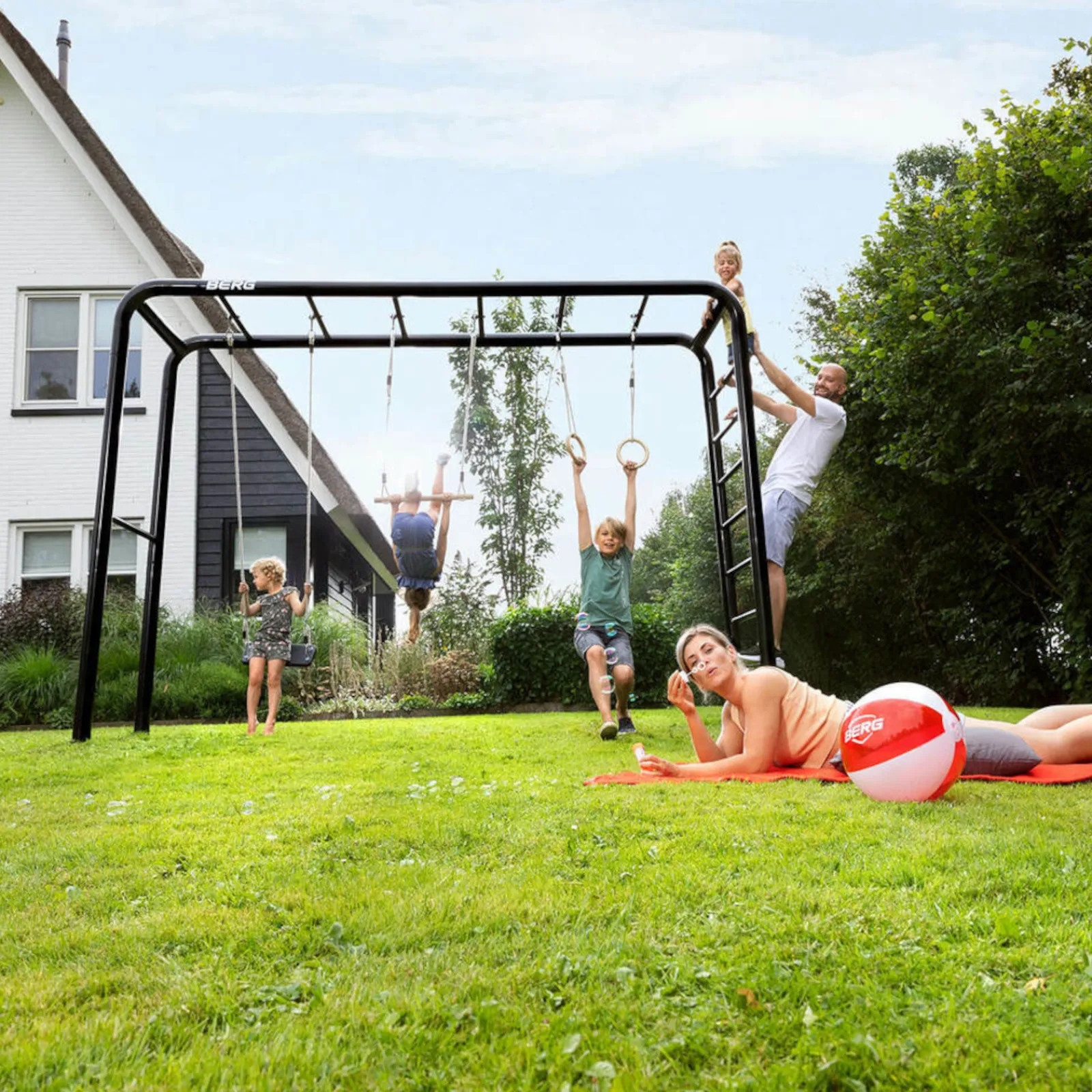 Berg Outdoor-Spielgeräte|PlayBase Medium Reck-Leiter