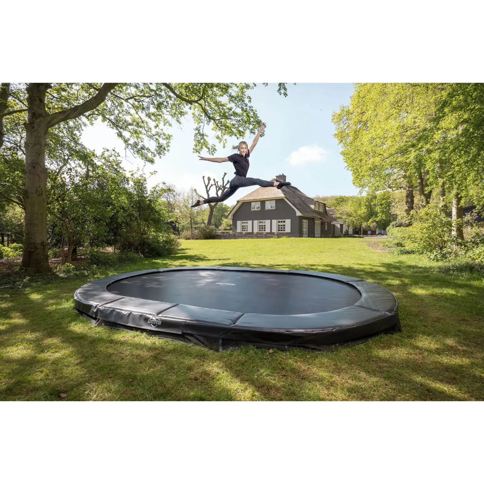Berg Trampolin|Trampolin Grand Elite InGround Sports