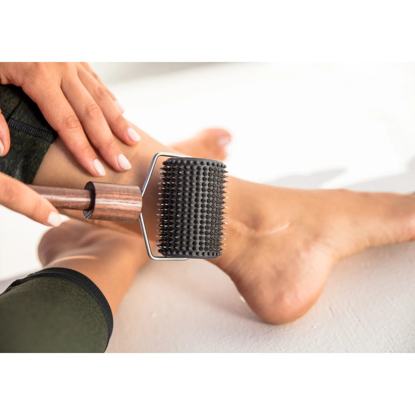 BLACKROLL Massagegeräte|Massagegerät Needleroller