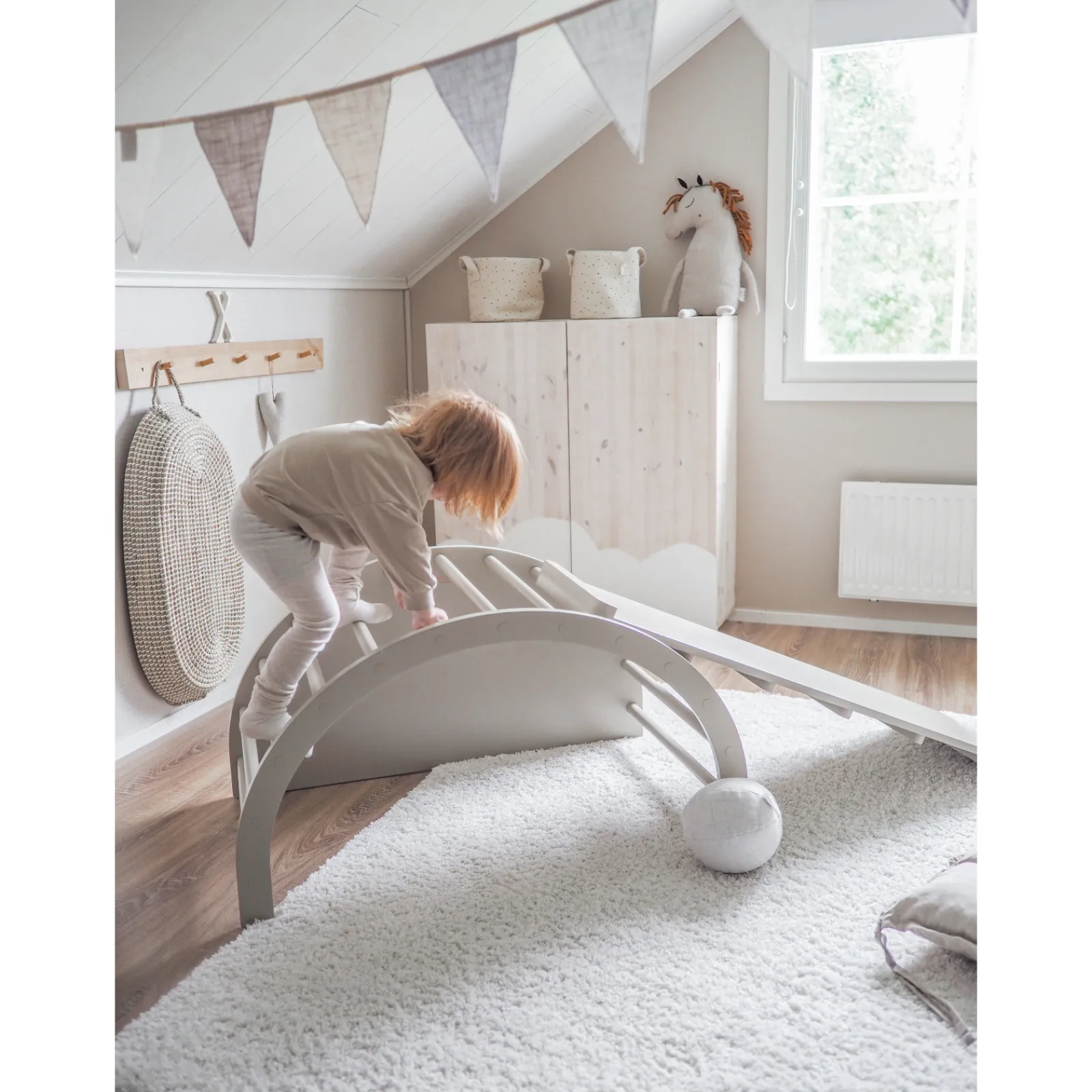 FitWood Outdoor-Spielgeräte|LUOTO Kletterbogen Beige
