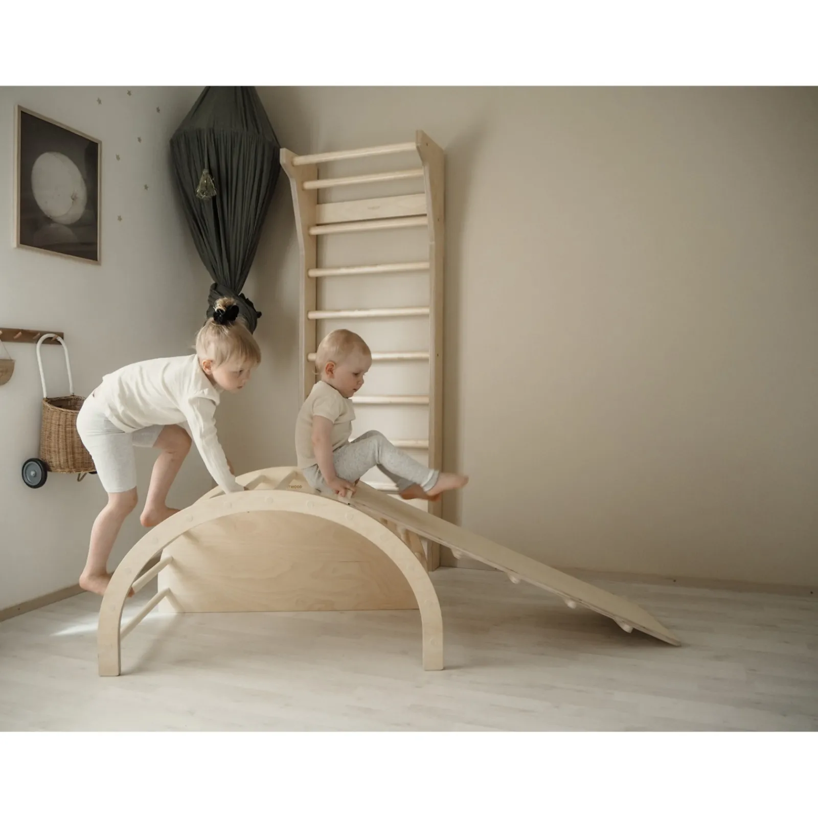 FitWood Outdoor-Spielgeräte|TUOHI Rutschrampe Beige