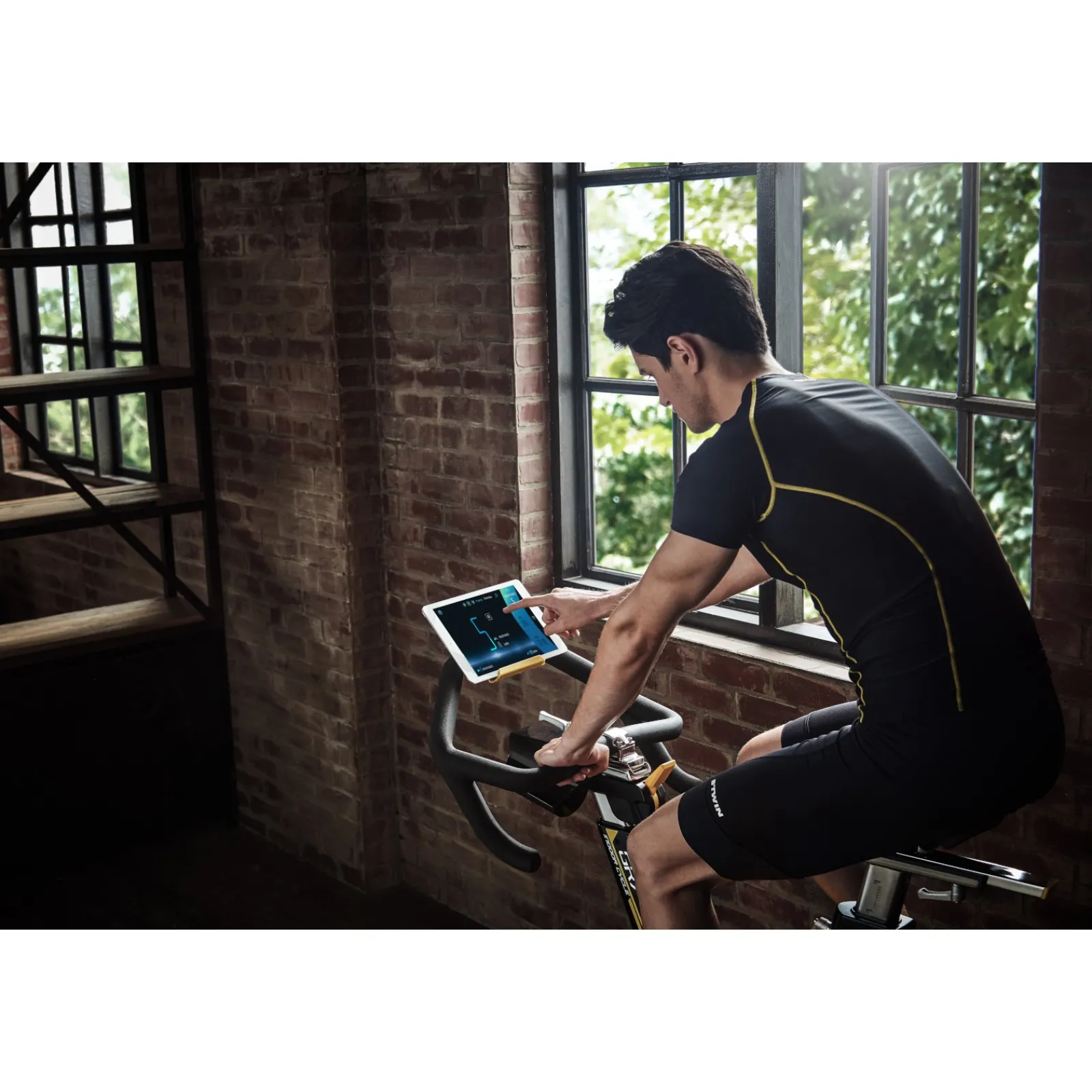 Horizon Fitness Indoor Bike|Horizon Indoor Bike GR7 HF-100913
