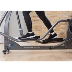 Life Fitness Crosstrainer|Crosstrainer E1 Go deutsche Konsole