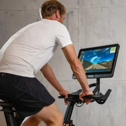 Taurus Ergometer|Indoor Bike|Smart Bike Z9.9 Pro 15,6-Zoll-Konsole