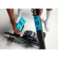 Wahoo Fitness Rollentrainer|Wahoo Kickr Core 2 mit Zwift Cog und Click