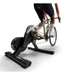 Wahoo Fitness Rollentrainer|Wahoo Rollentrainer Kickr Core 2