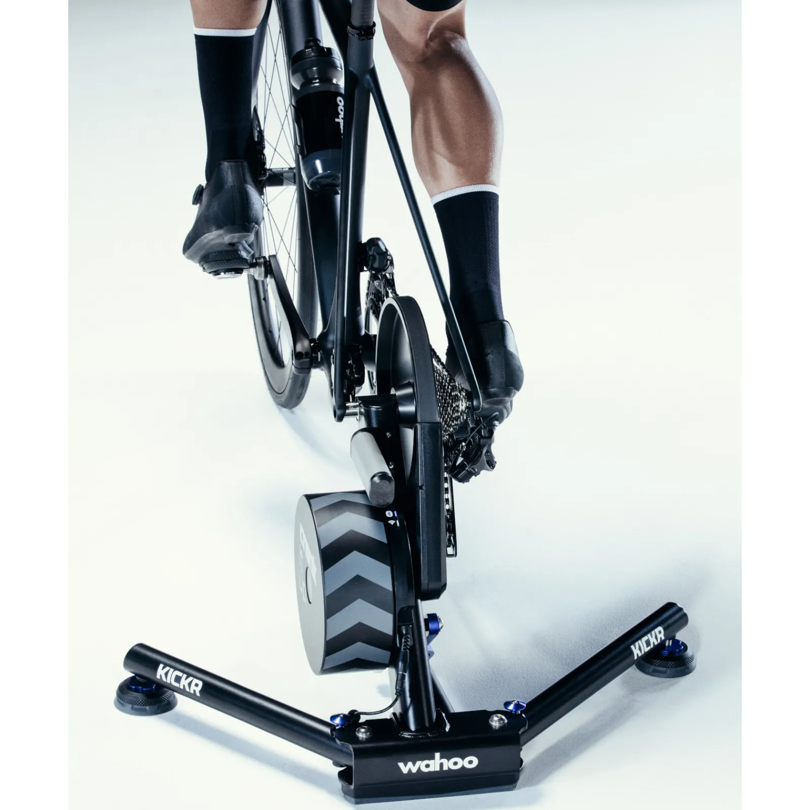 Wahoo Fitness Rollentrainer|Wahoo Rollentrainer Kickr Smart Trainer V6