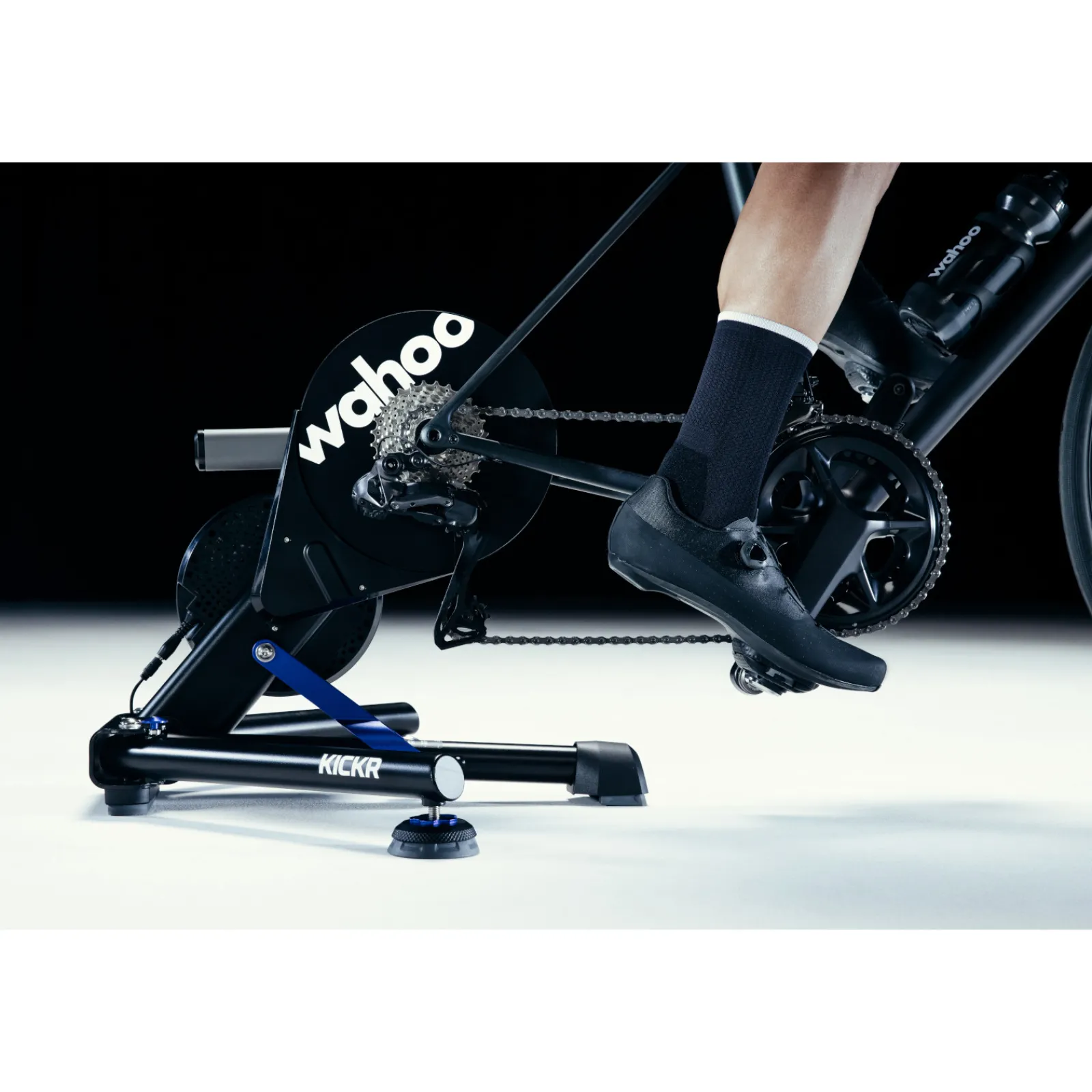 Wahoo Fitness Rollentrainer|Wahoo Rollentrainer Kickr Smart Trainer V6